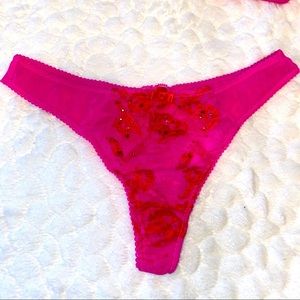 Sexy Little Things Medium Thong Panty Pink Lace Rose Embellished Vintage Rare